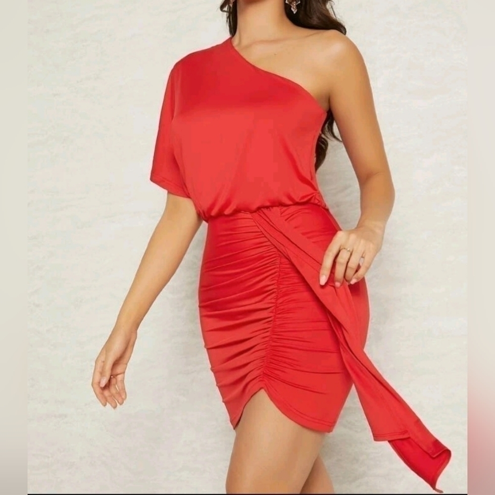 Red one shoulder ruched draped bodycon dress medium